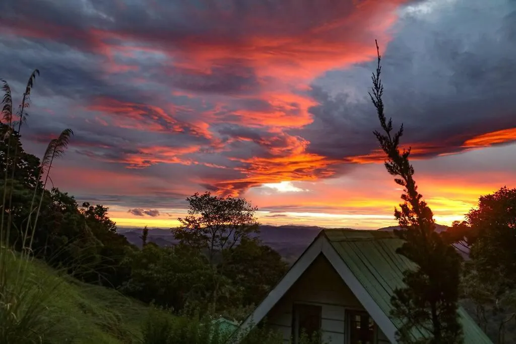Holiday home Chale Das Borboletas Campos do Jordao